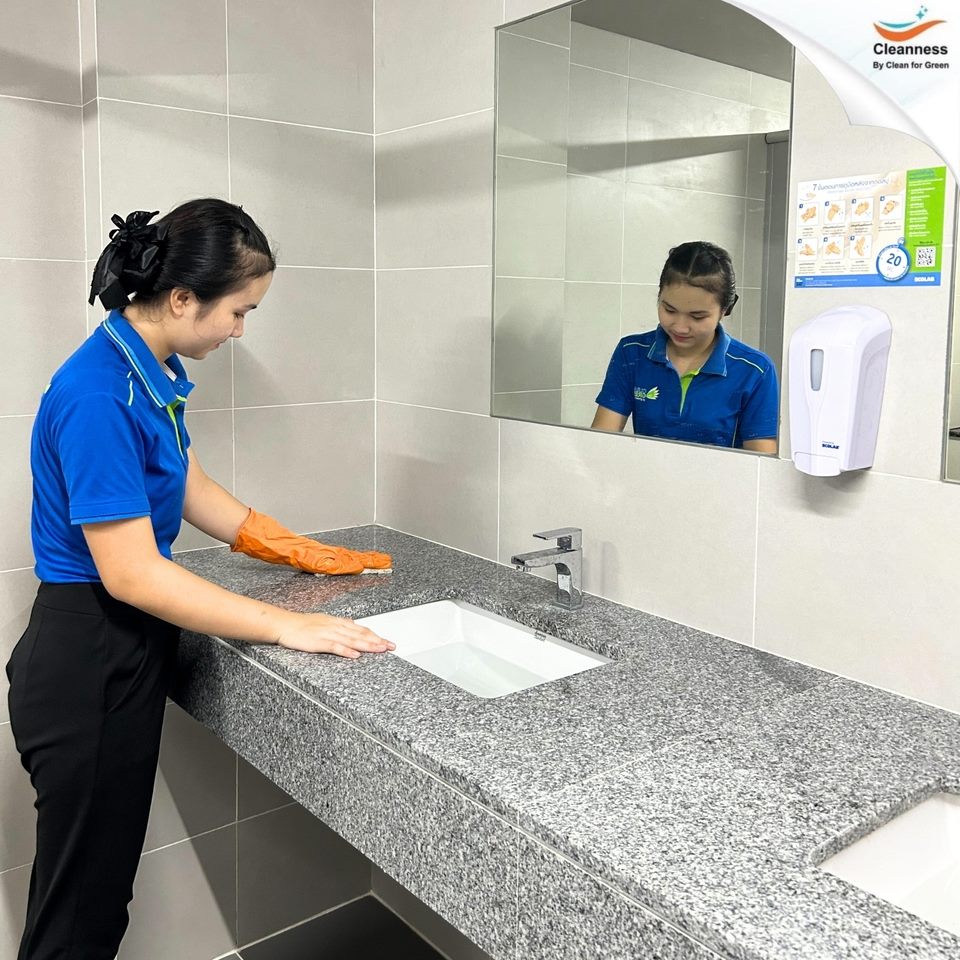 บริการทำความสะอาดห้องน้ำ ขจัดคราบฝังแน่น